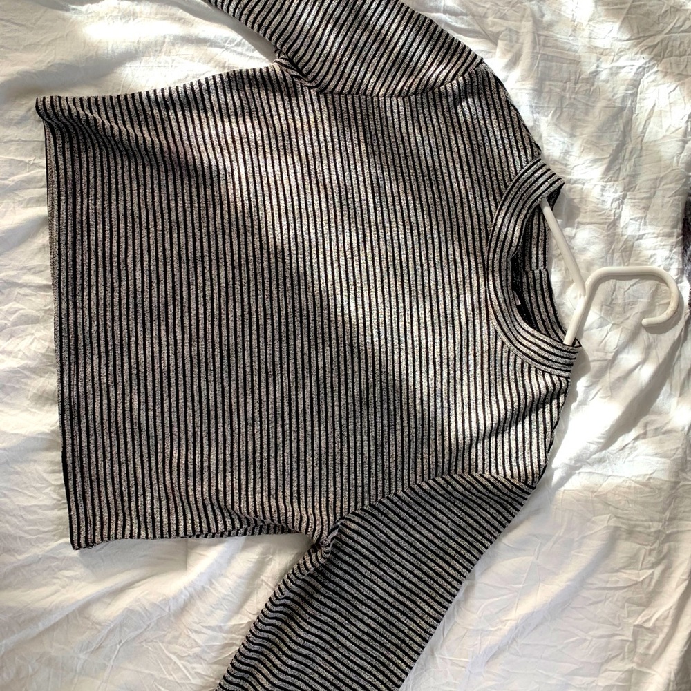 H&M crop top